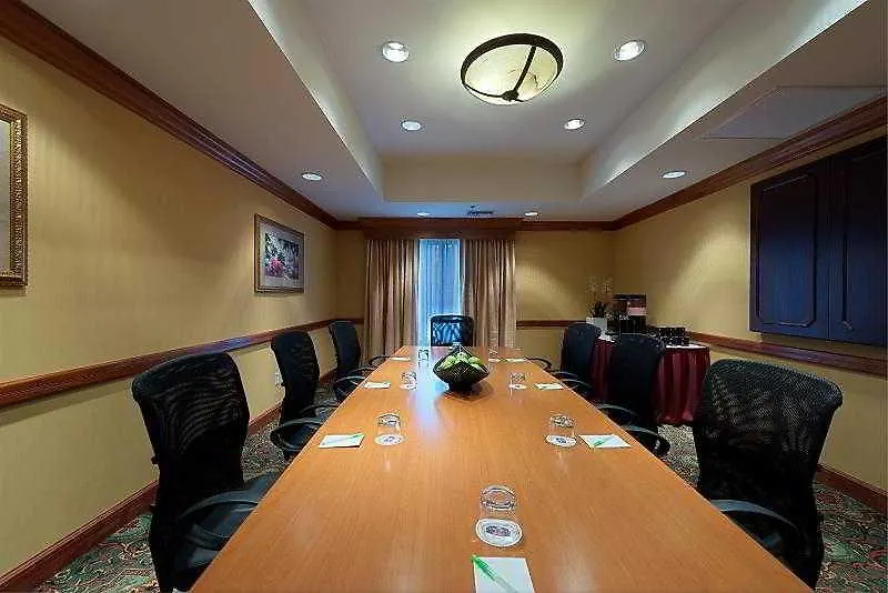 Springhill Suites By Marriott Tampa Westshore Hotel