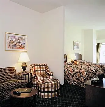 Springhill Suites By Marriott Tampa Westshore Hotel