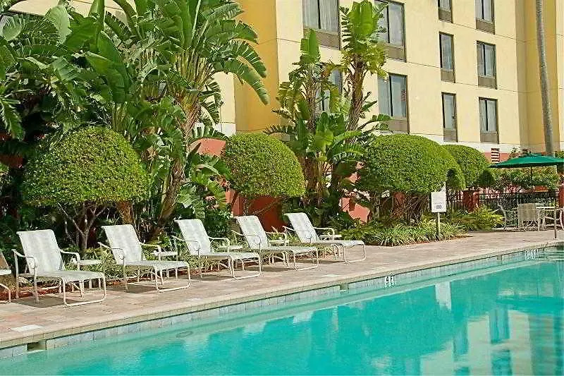 Springhill Suites By Marriott Tampa Westshore 3*,